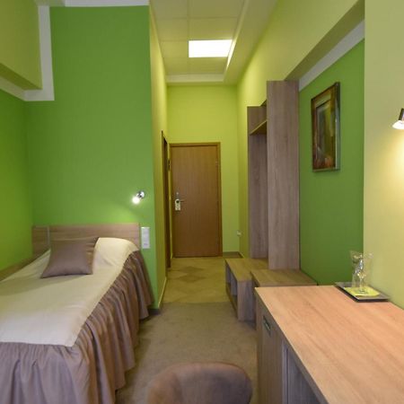 Apartments And Rooms Kod Eli Ravna Gora Buitenkant foto