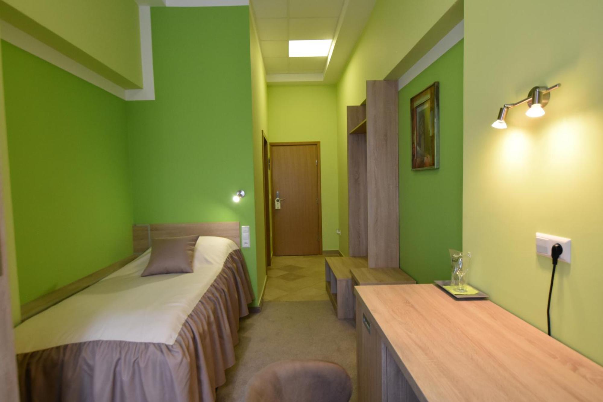 Apartments And Rooms Kod Eli Ravna Gora Buitenkant foto